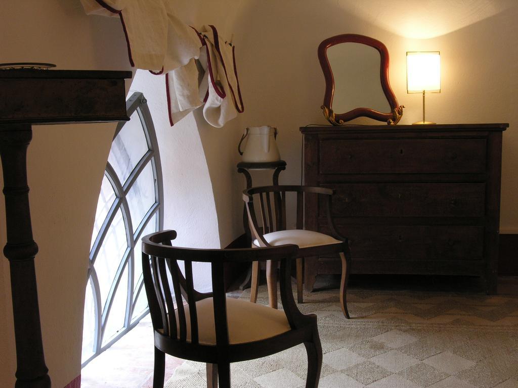 Castello Sannazzaro B&B Giarole Eksteriør bilde