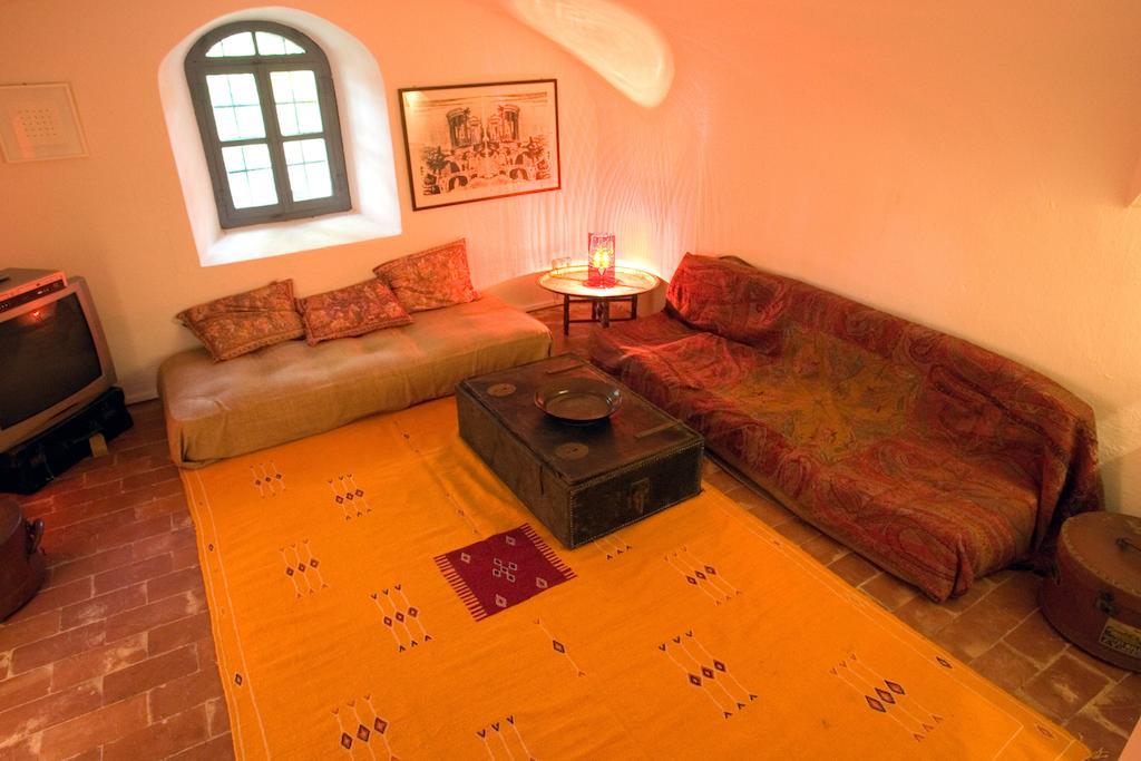 Castello Sannazzaro B&B Giarole Eksteriør bilde