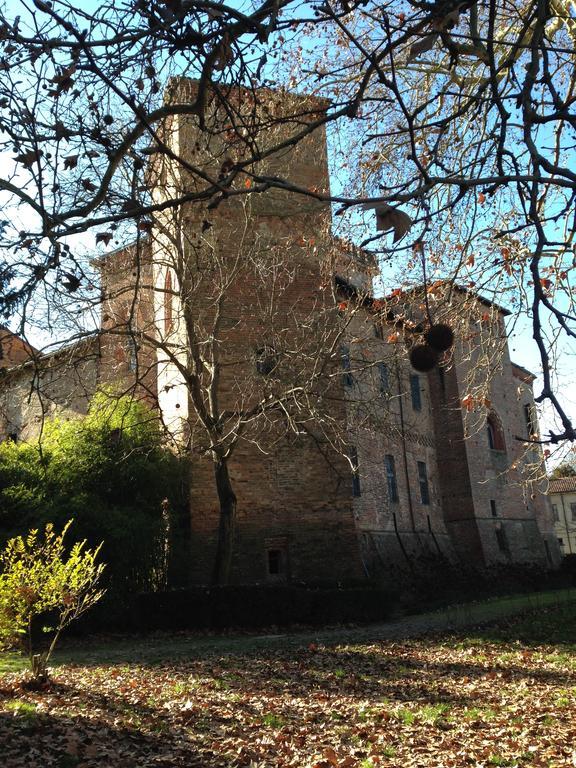 Castello Sannazzaro B&B Giarole Eksteriør bilde